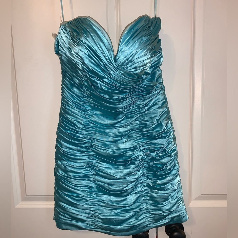Terani Couture strapless ruffle prom dress. NWT